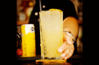 Dice Cocktail Bar