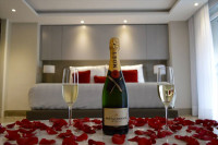 ISAAYA Hotel Boutique