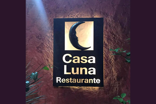 Casa Luna Restaurante Logo in Tlaquepaque, Jalisco