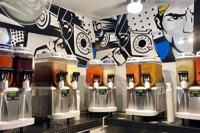 Blondies Loft  Slushbar