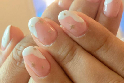 Nails by Ary Reyes
