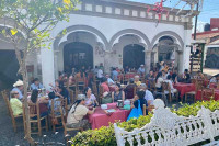 Los Portales Lugar Típico