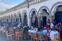 Los Portales Lugar Típico